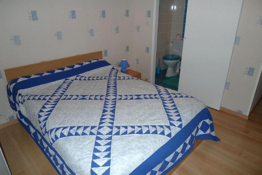 Chambres D'Hotes Mazurier Cozes Szoba fotó